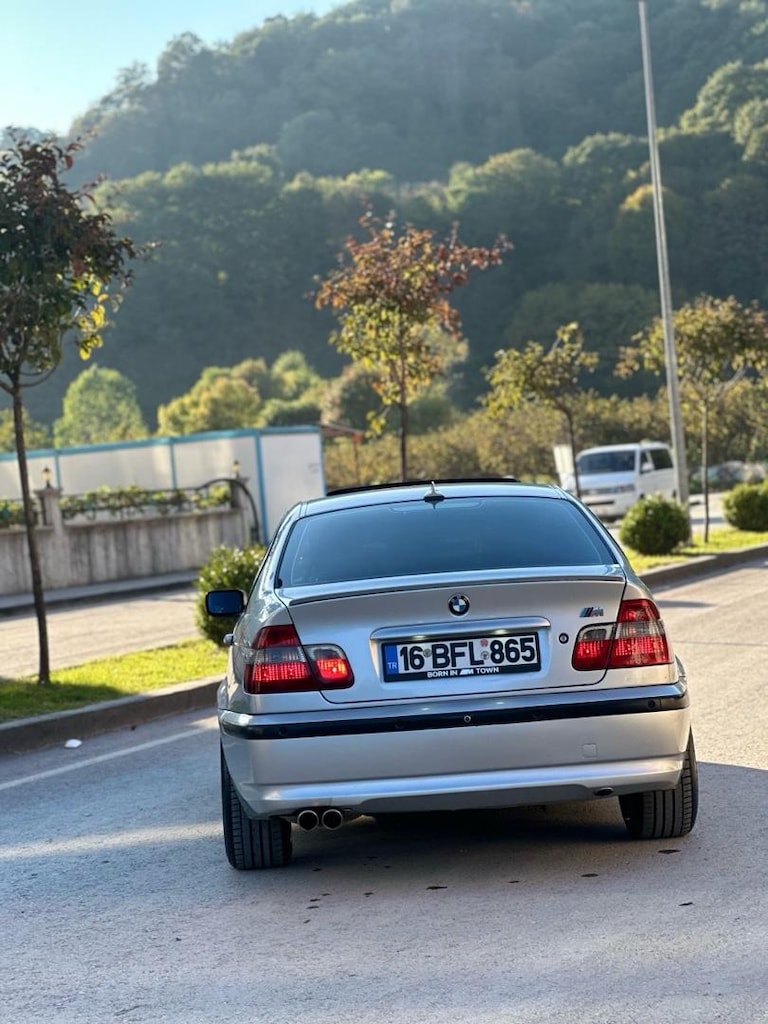 TEMİZ BAKIMLI E46 - 9