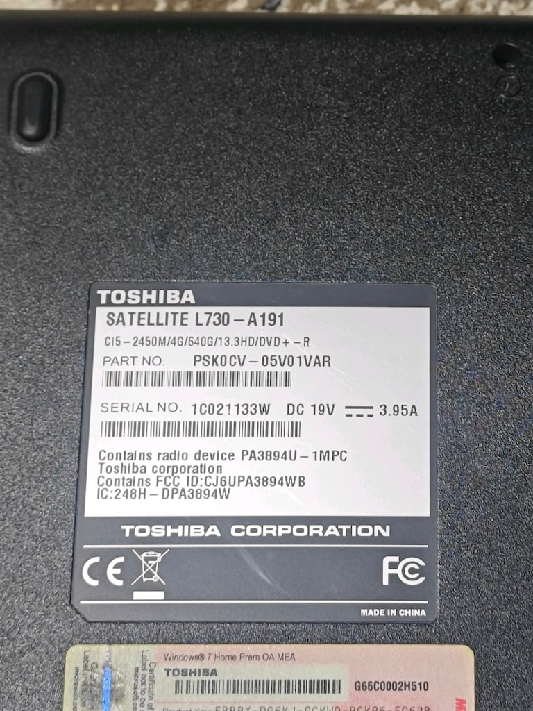 Toshiba Satellite L730 Laptop intel i5 - 10