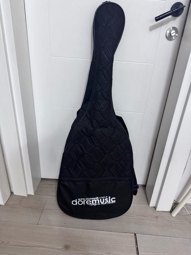 Toledo LC-3900BK 4/4 Klasik Gitar + Kılıf | Bir Kez Kullanıldı