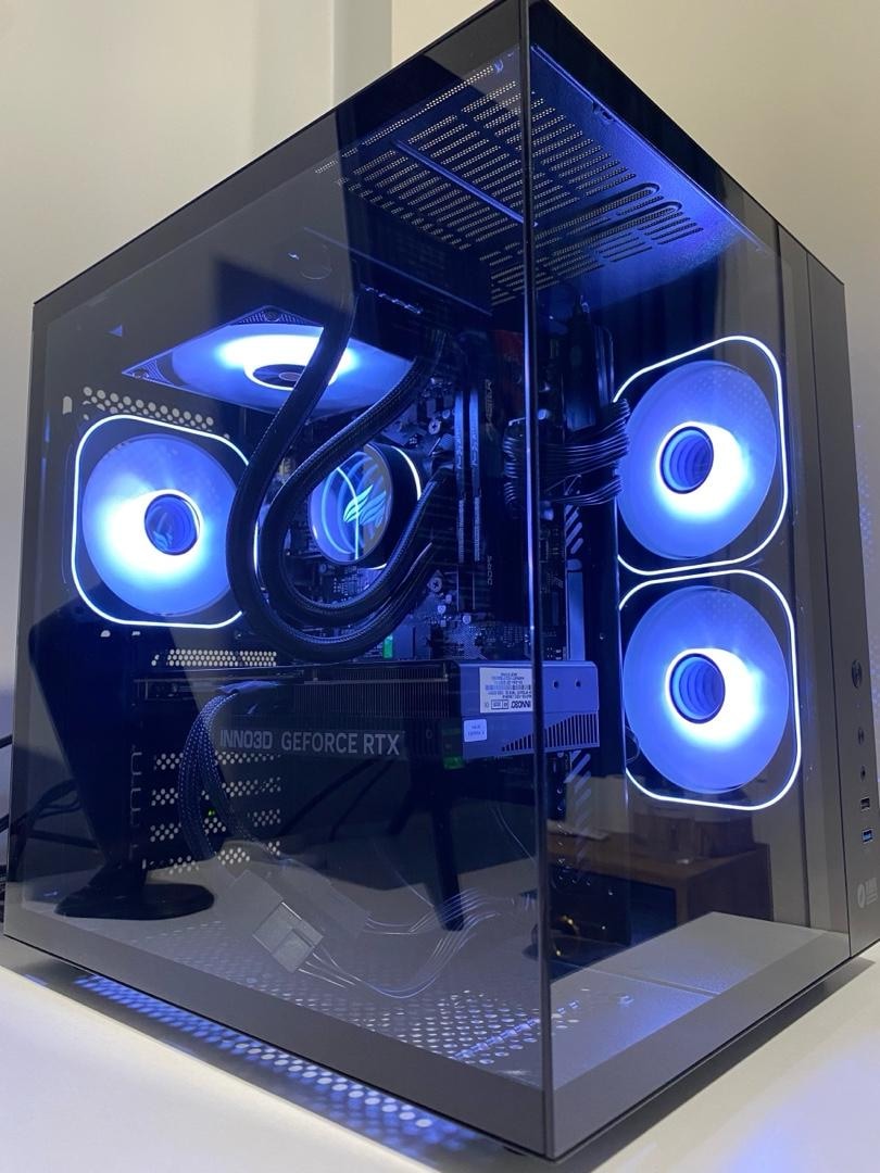 RTX 5070/Ryzen 5 7500F/32GB DDR5/1TB M.2+27"2K 200Hz Toplama Pc - 8