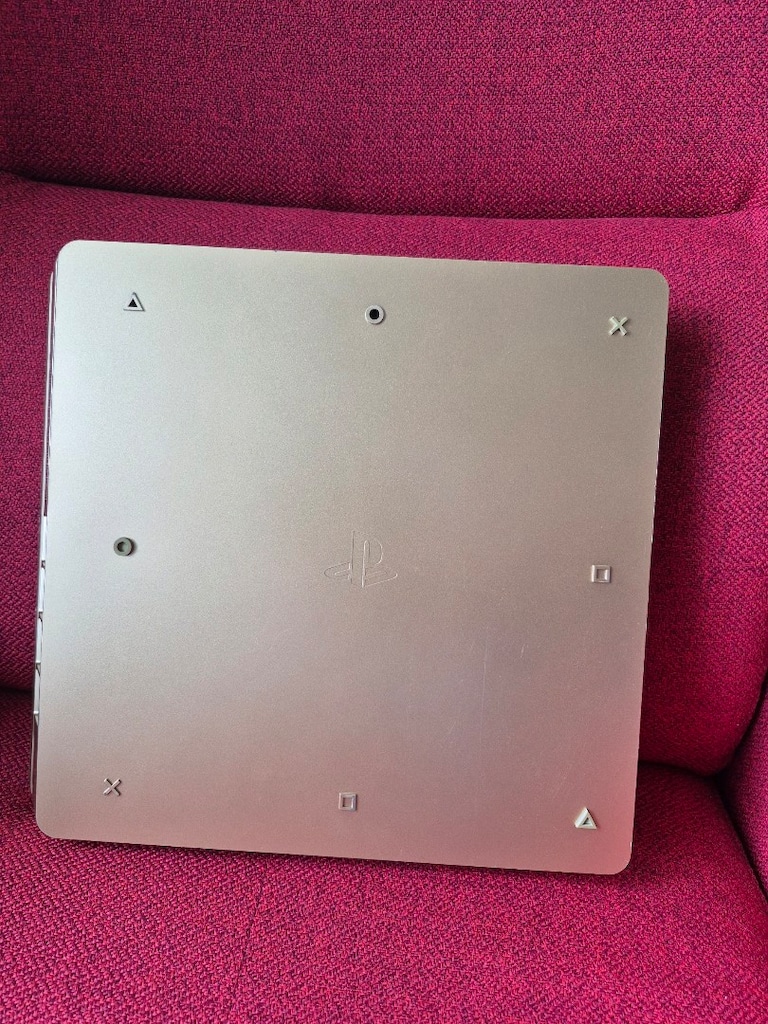 Playstation 4 Slim 500GB Gold Sürüm 12.02 - 5