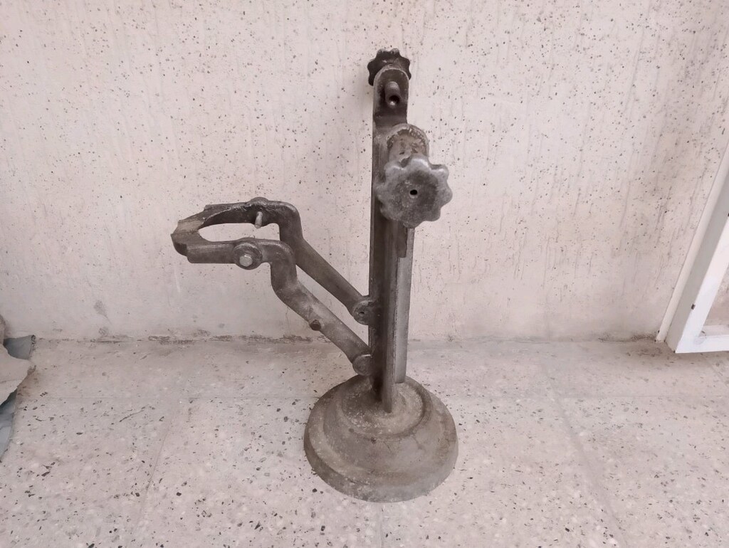 BİSİKLET JANT AKORT SEHPASI - 5