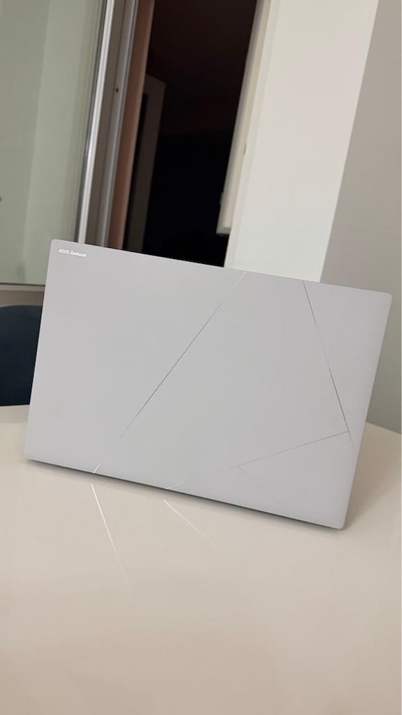 ASUS Zenbook S16 OLED 3K UM5606WA RAM32 GB SSD 1TB - 6