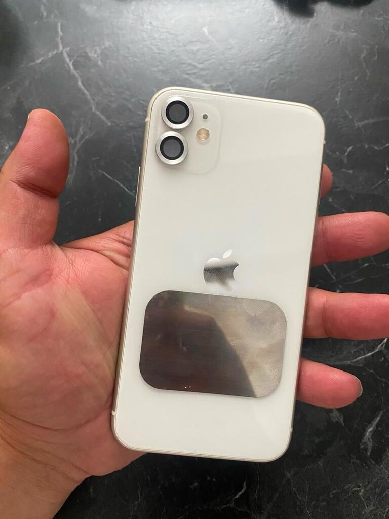 iPhone 11 - 2
