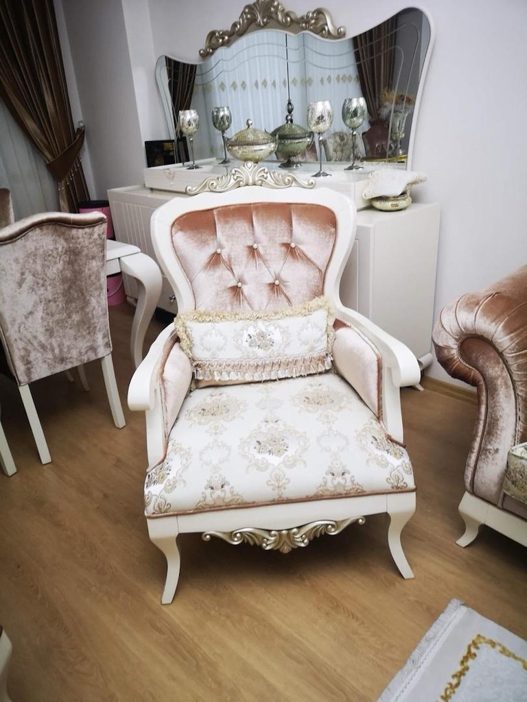 Salon ve yemek takımı avangart