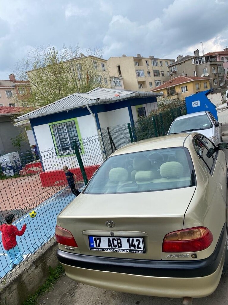Toyota avansis 2001 - 5