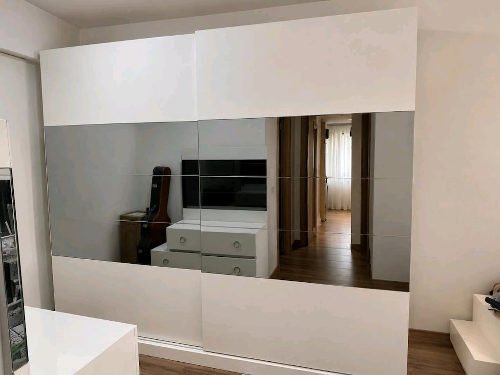 MDF YATAK ODASI TAKIMI – 270cm AYNALI GARDIROP + BAZA + ŞİFONYER