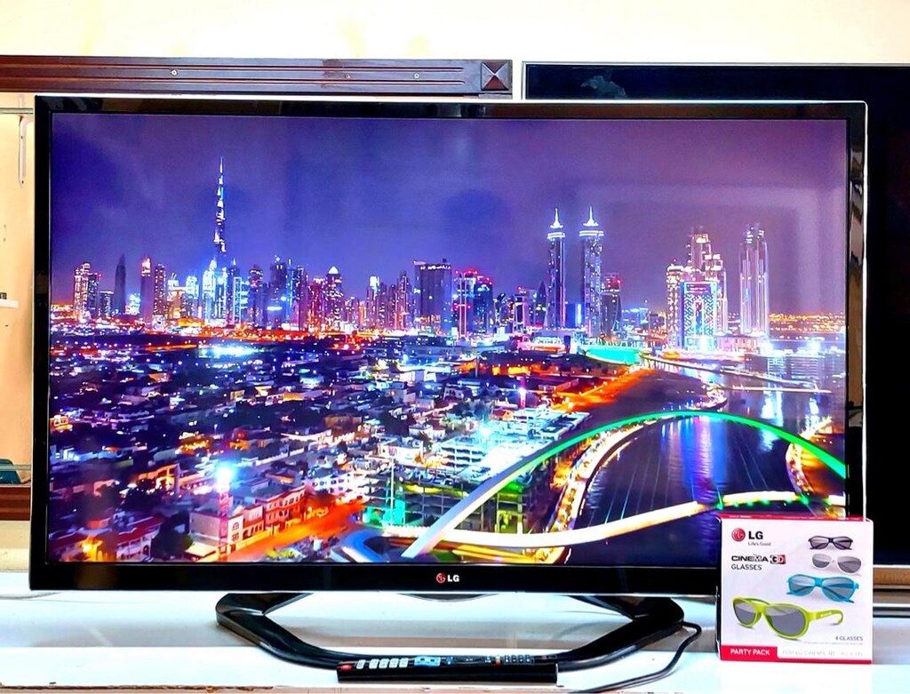 LG 82 EKRAN SMART LED TV - 2
