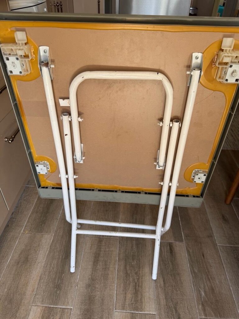 60x60 katlanır masa - 2