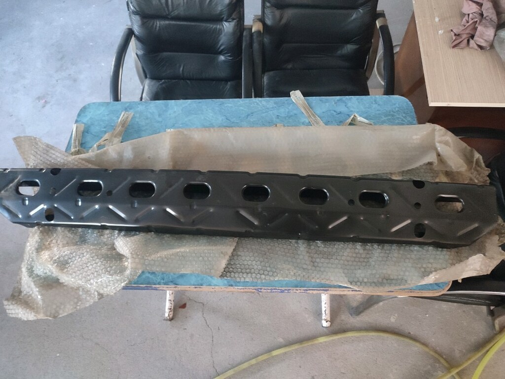 1993-1998 JEEP GRAND CHEROKEE ZJ ARKA TAMPON DEMİRİ SIFIR 5.2 GRAND CH - 2