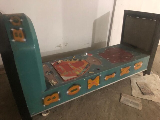 jetonlu boks makinesi