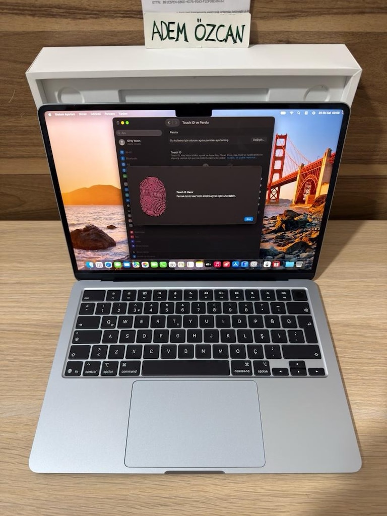 MacBook Air / M5 / 13 inç / 16 GB Ram / 512 GB Ssd - 4