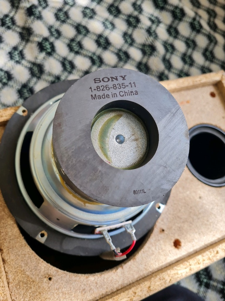 Sony woofer hoparlör - 6