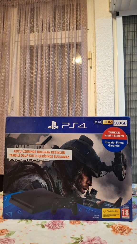 Temiz kutulu Ps4 slim +God of war+ Gta5 - 2