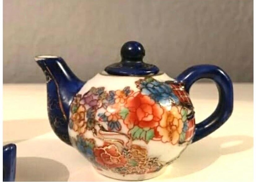 Antika “Hand Made” Damgalı Kabartma Desenli MİNYATÜR Porselen Çay Seti - 2