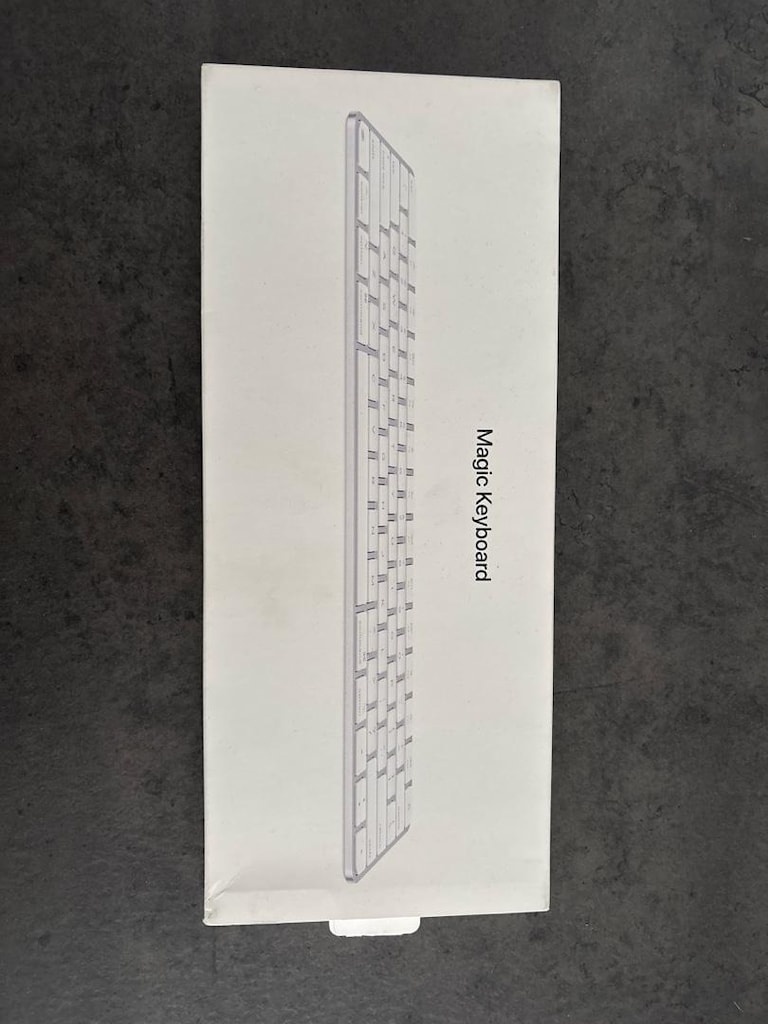 Apple Magic Keyboard - 5
