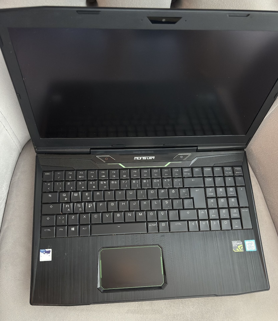 Monster Abra A5 V13.1 | i5-8300H | GTX 1050 4GB | 8GB RAM | 1TB - 2