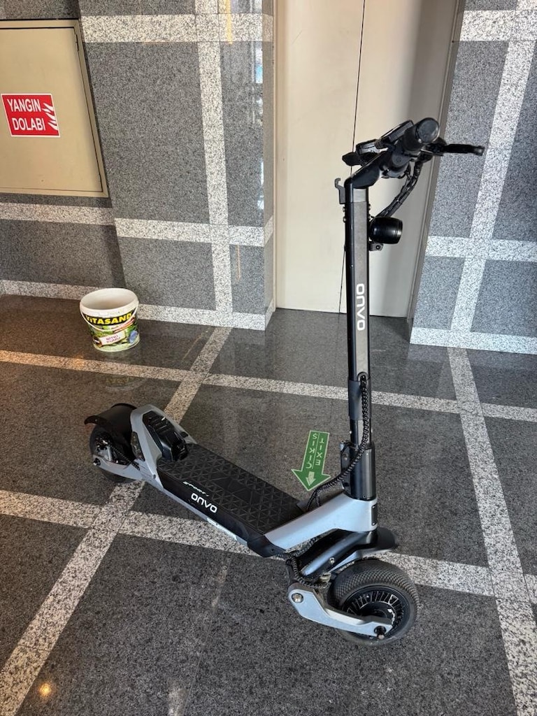 ONVO SCOOTER - 2