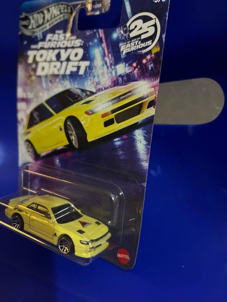 Hot wheels - 4