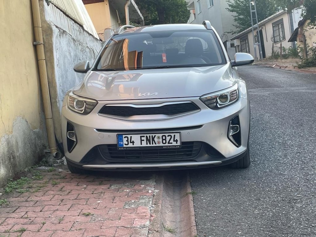 kia stonic - 7