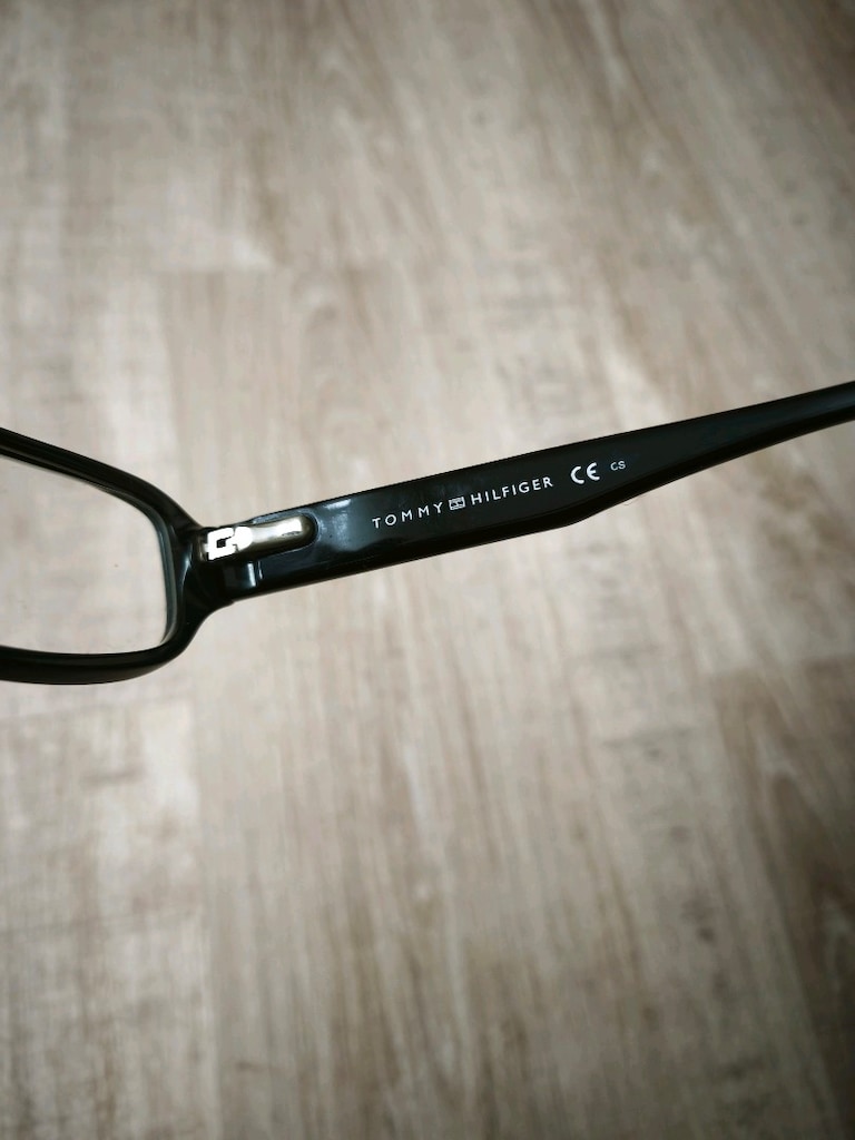 Tommy Hilfiger gözlük çerçevesi TH 1019 - 6