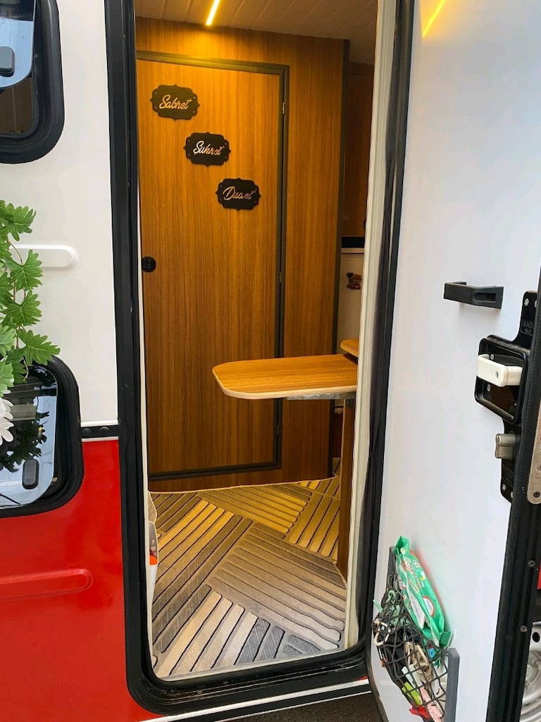karavan - 7
