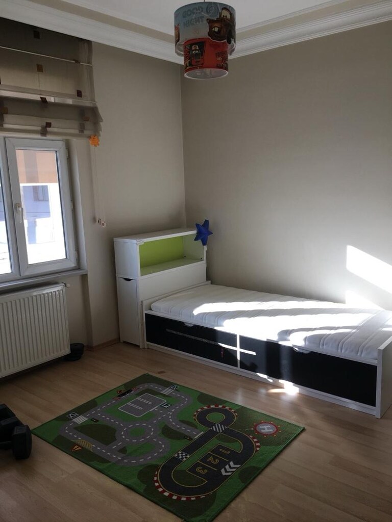 SıFır ayarında temiz kullanışlı genc odası - 2