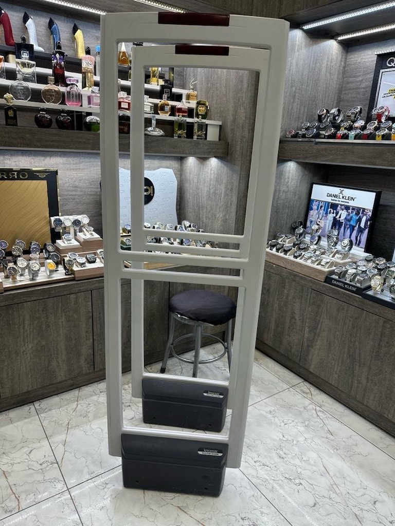 komple satılık mağaza mobilyaları - 3