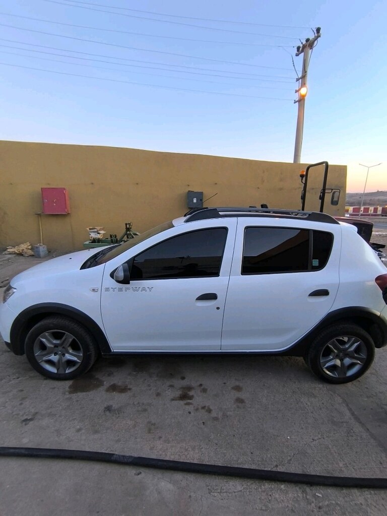 Dacia Sandero - 4