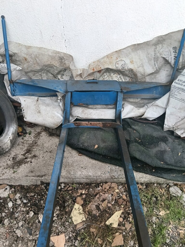 Traktörler için ön tampon - 2