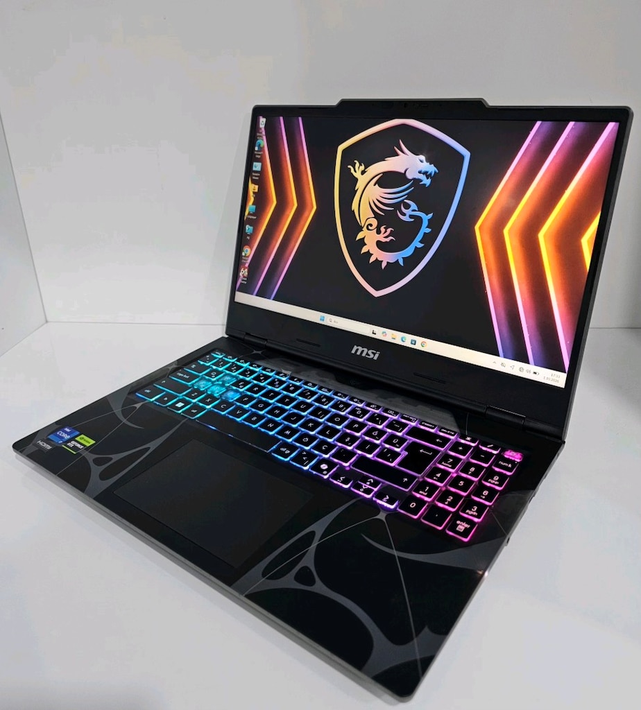 MSİ RTX 5060 İ7 13.NESİL 32 RAMLİ GARANTİLİ OYUN ÇİZİM LAPTOPU - 2