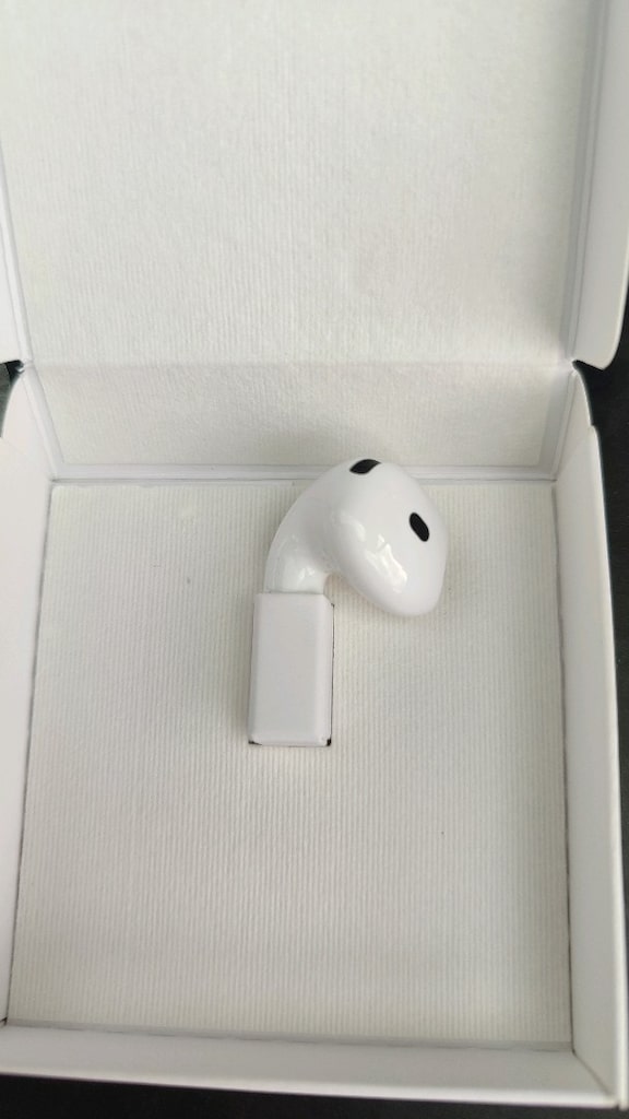 /SIFIR/ ORİJİNAL Airpods 4 KULAKLIK KULLANILMADI IŞIL IŞIL - 2