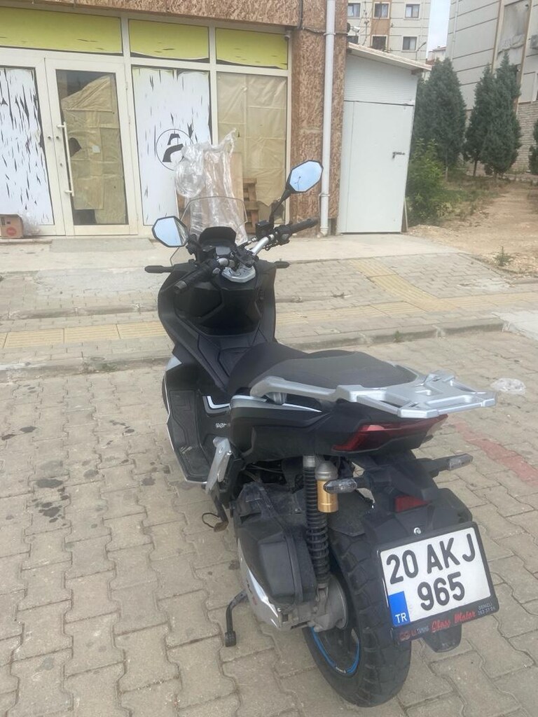 RKS VELOCE 150cc - 2