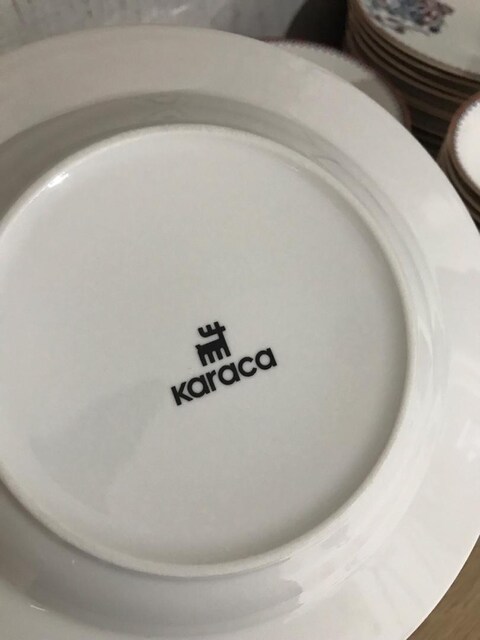 Karaca Elegance 24 Parça Fiyatına 44 Parça Porselen Yemek Takımı