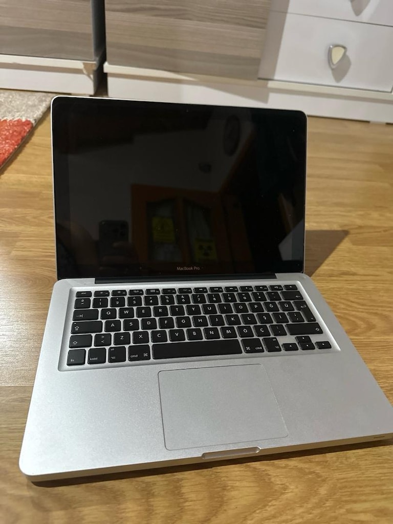 2010 MACBOOK PRO - 2