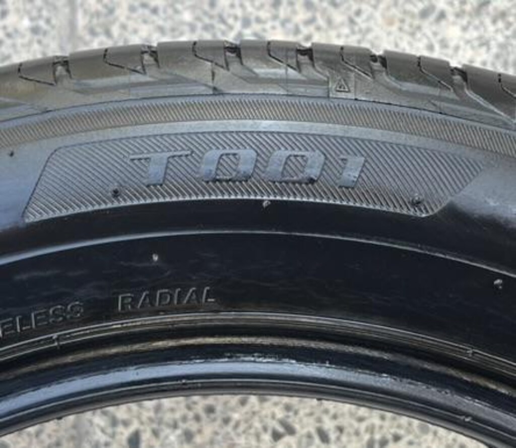 205 55 16 BRIDGESTONE 91V TURANZA T001 - 8