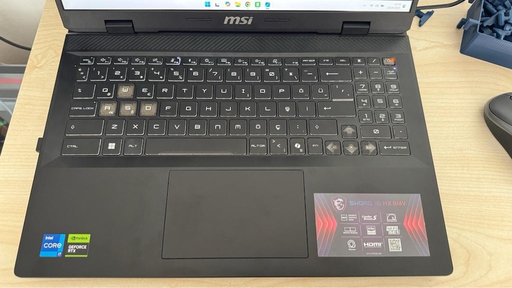 msi Sword 16HX B14VGKG-473XTR - 2