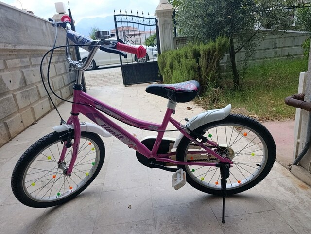 Satılık kız çocuk bisikleti