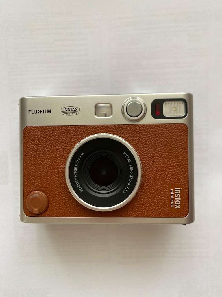 Yepyeni İnstax Mini Evo - 2