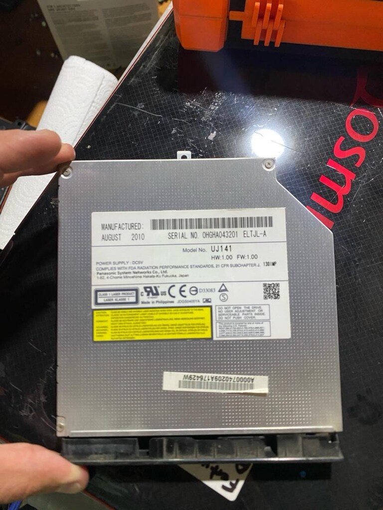 Toshiba Qosmio x300 Laptop Notebook - 9