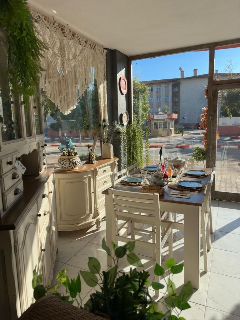 Açılır kapanır yemek masası - 4