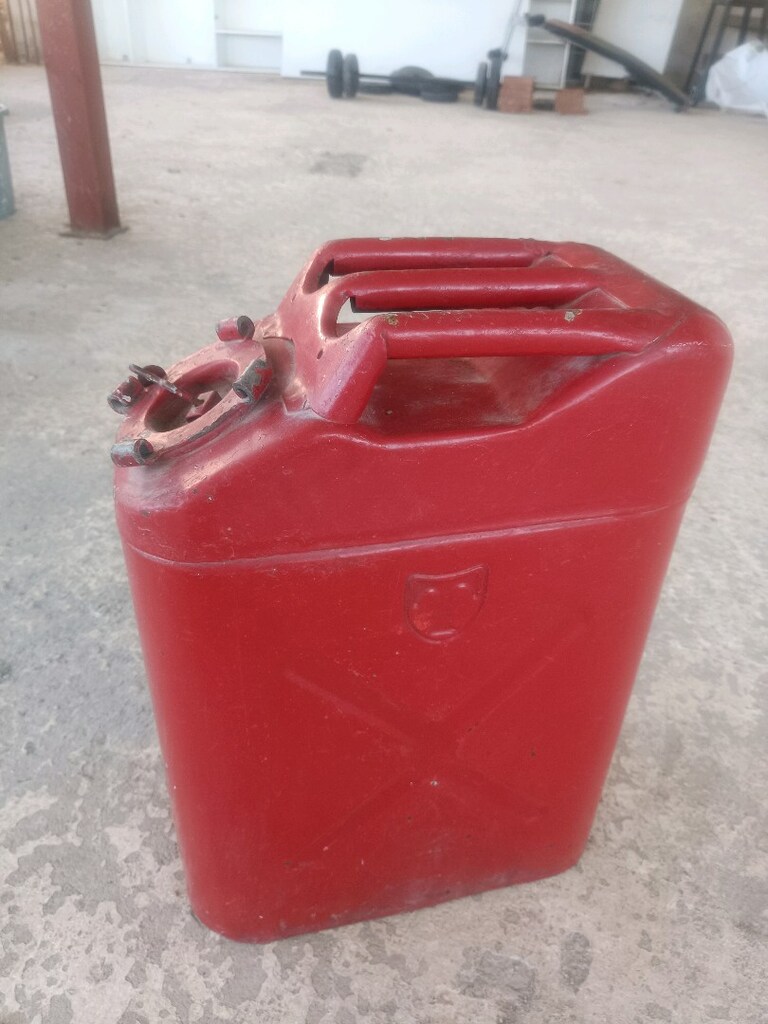Metal Yakıt Bidonu - 3