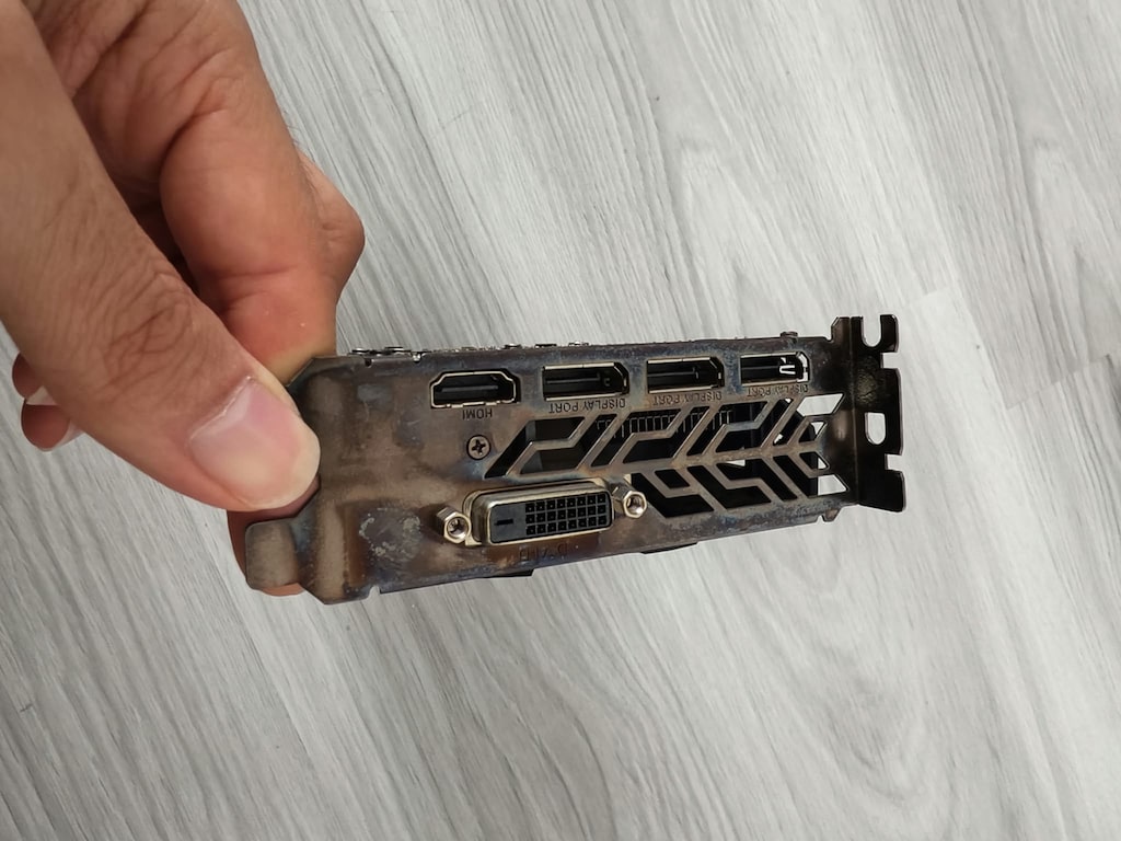 8GB EKRAN KARTI - 8