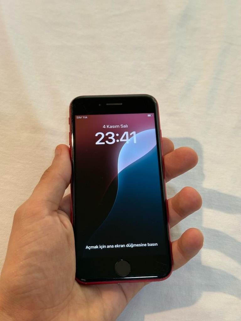 IPHONE SE 2. NESİL - 3