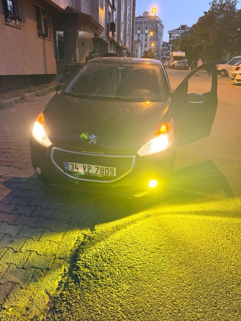 düşük km değişensiz 208 - 4