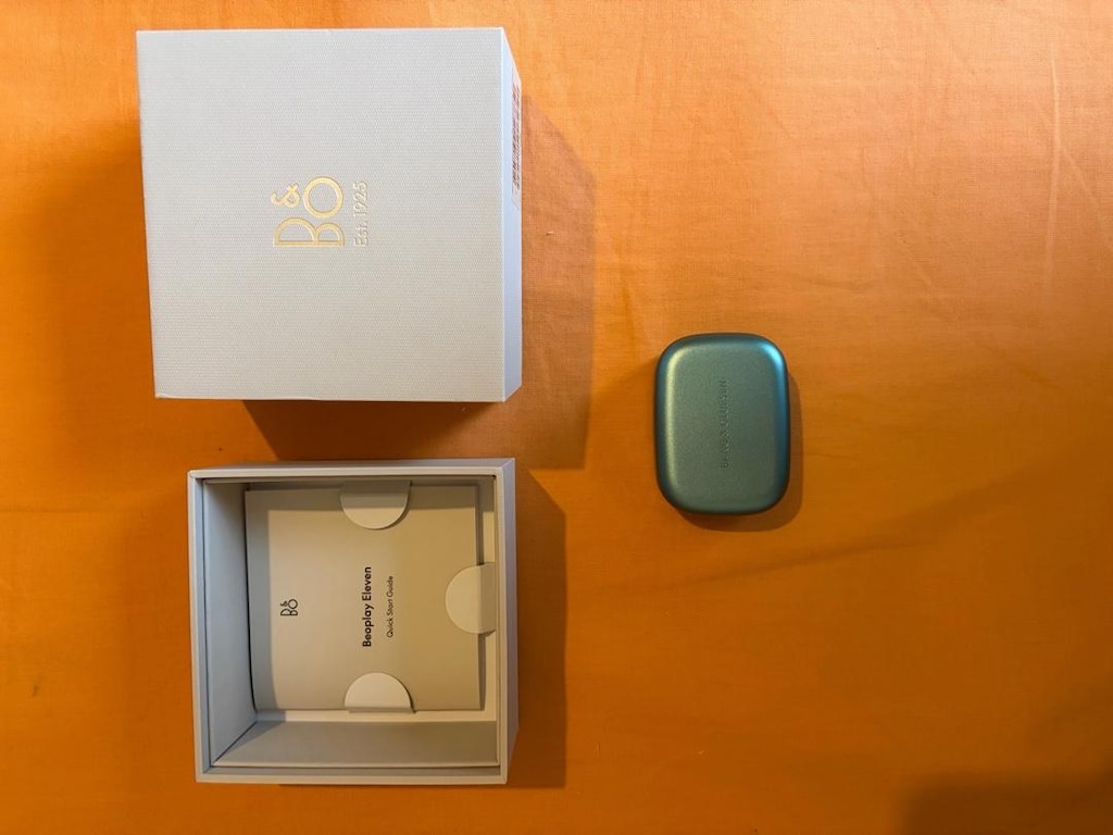 BANG & OLUFSEN ELEVEN - 2