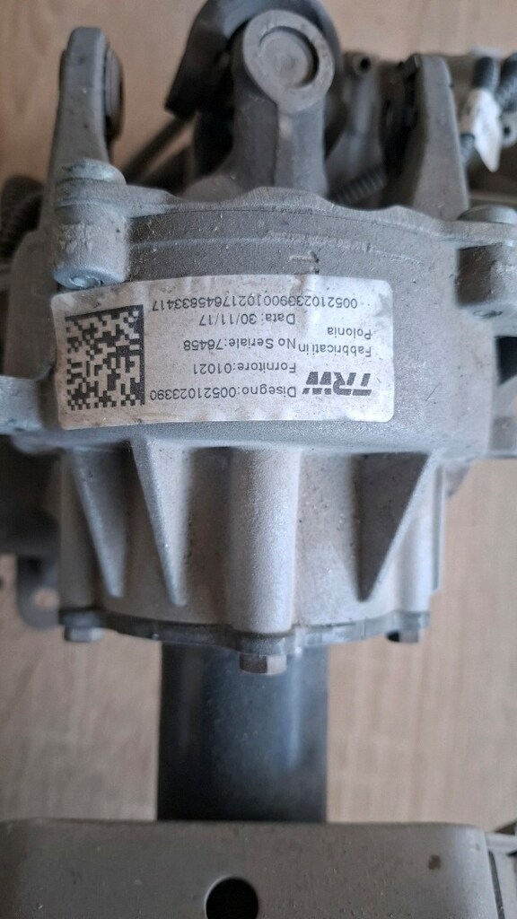 FİAT EGEA ELEKTRİKLİ DİREKSİYON KOLONU KOMPLEI BEYNİ ÜZERİNDE - 2