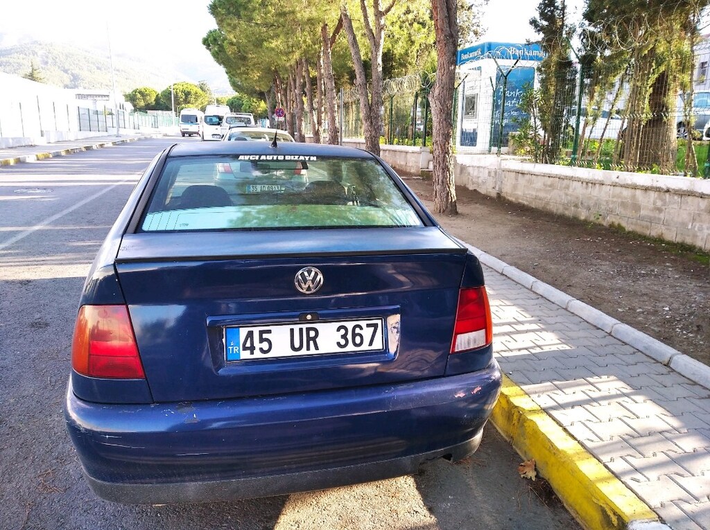 Volkswagen 97 Polo classic - 3