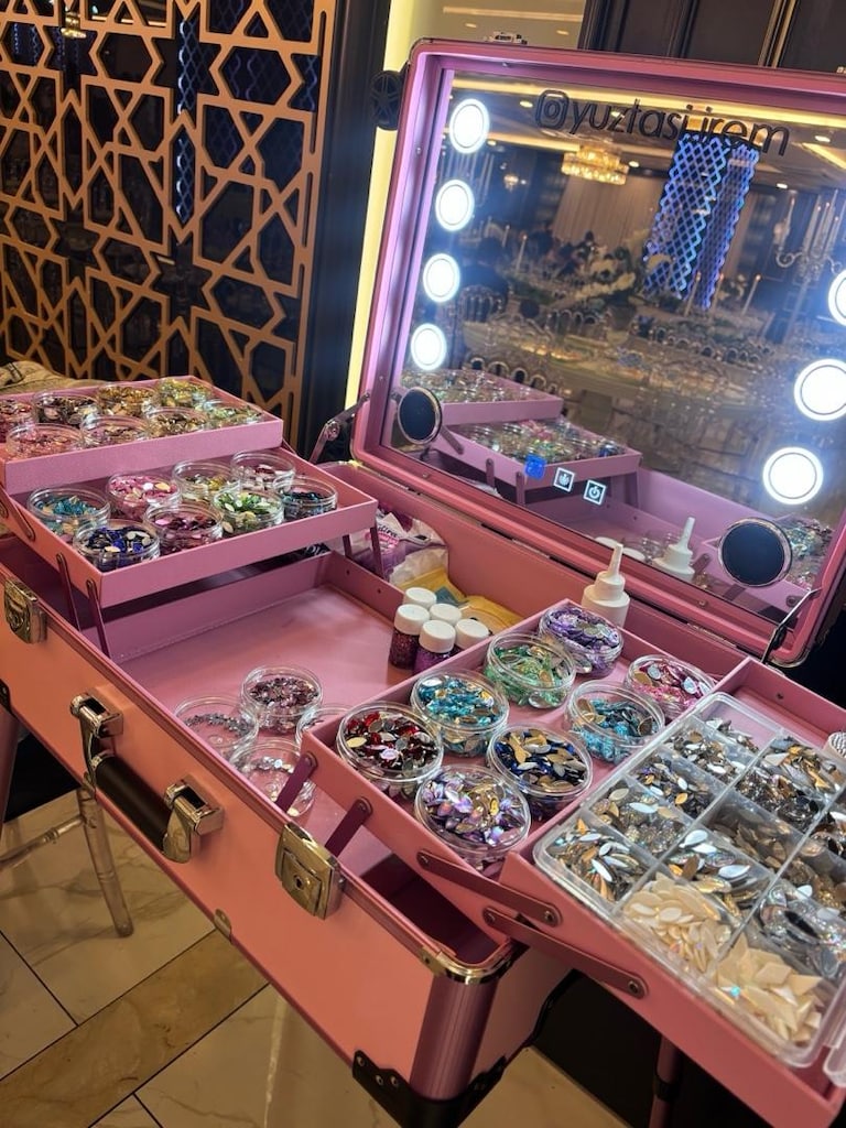 makyaj Glitter standı valiZ - 2