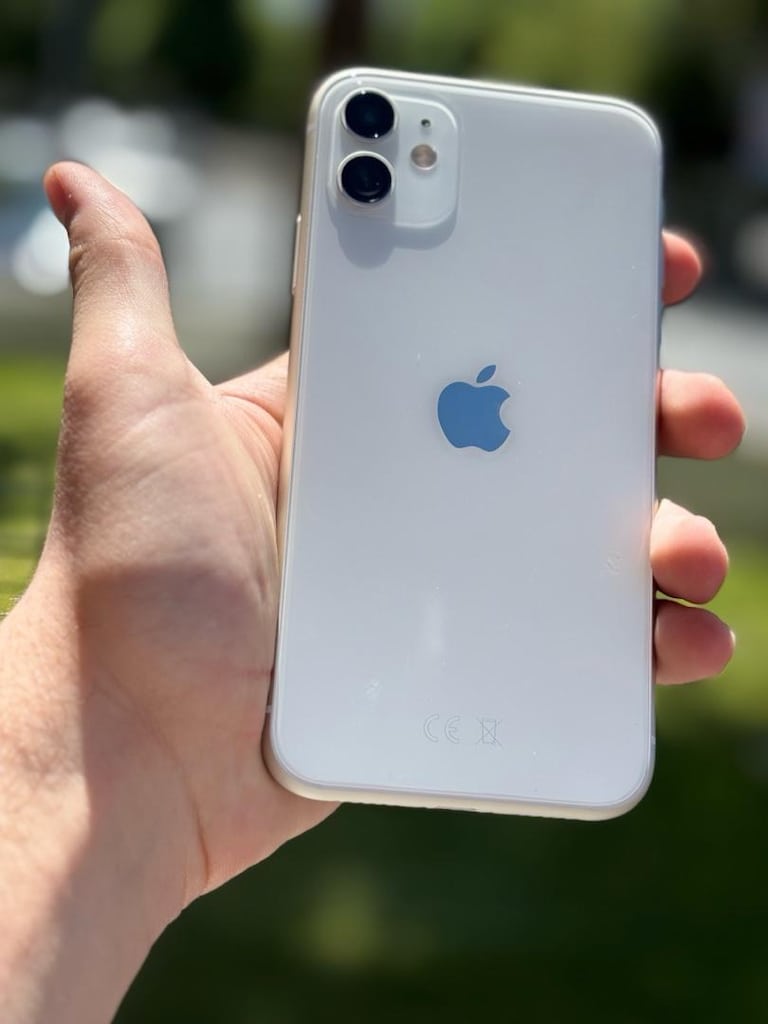 128 GB İPHONE 11 TERTEMİZ SIFIR AYARINDA - 2